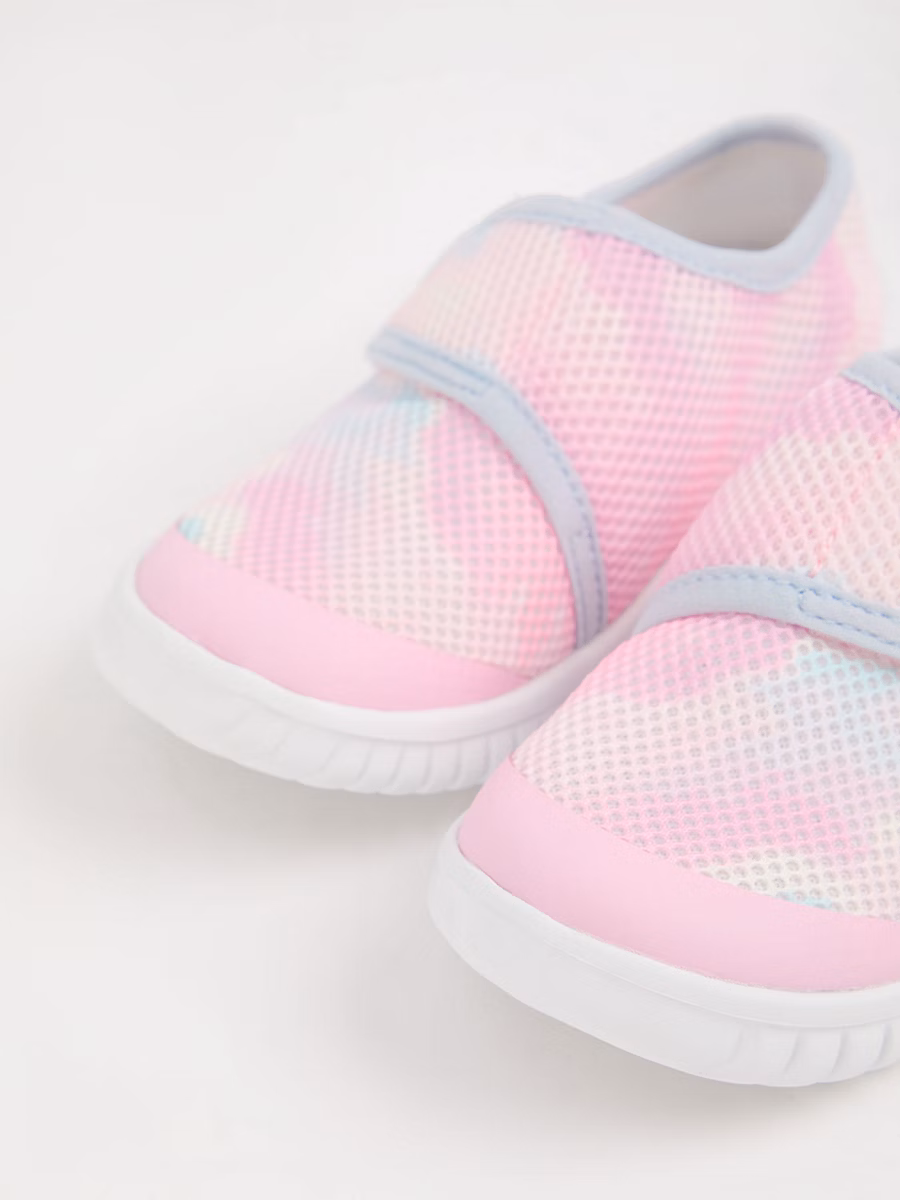 Pink Marble Aqua Sock Shoes detail 1