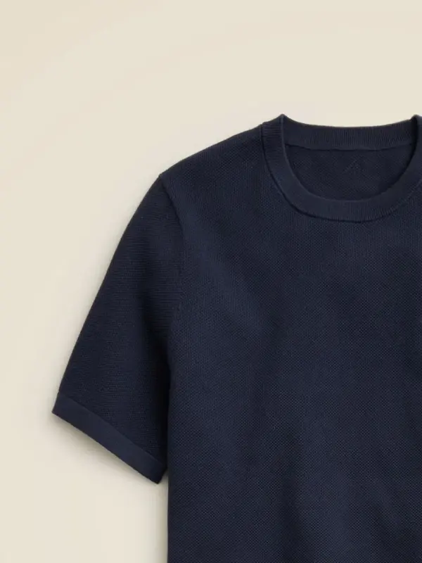 Minimal Street T-Shirt