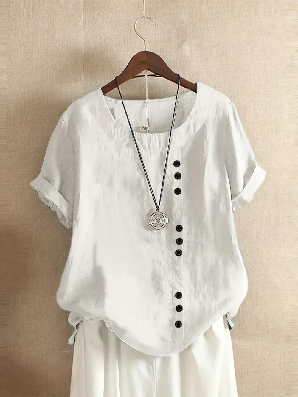 Plus Size Solid Button Decor Short Sleeve T-shirt, Women's Plus Casual Round Neck Tee