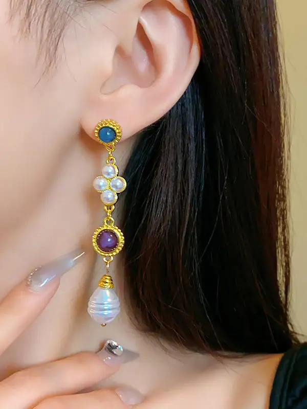Timeless Vintage-Inspired Drop Earrings