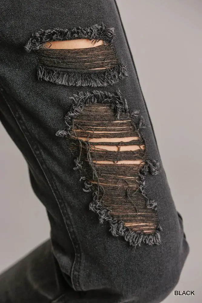 Raw-Hem Distressed Pocketed Stretch Straight Leg Jeans
