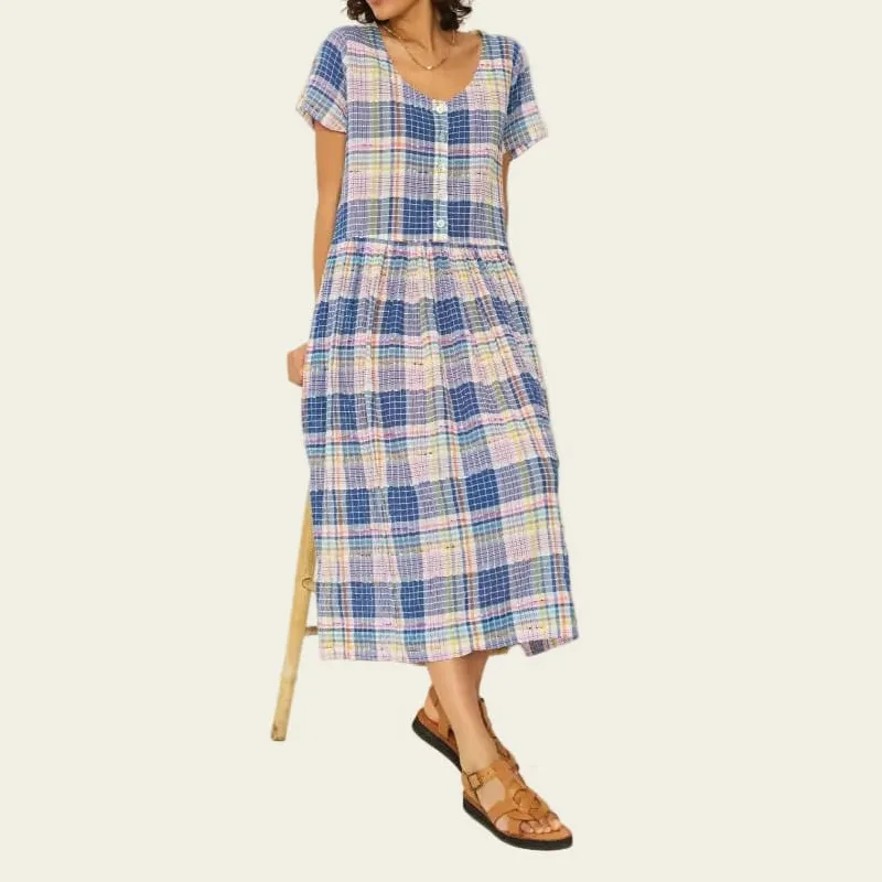 Flowing Classic Women's Casual Dress