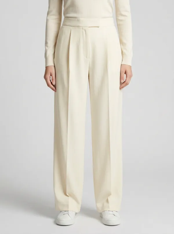 Everyday Texture Pleated Wide-Leg Trousers