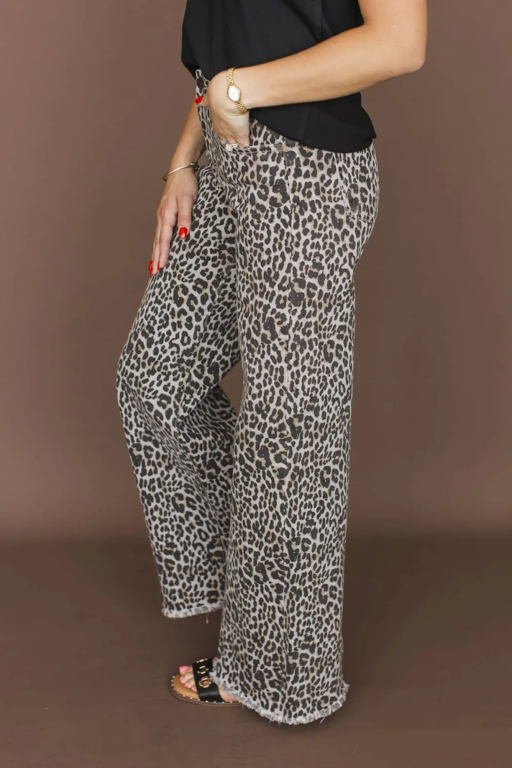 High-Rise Wide Leg Clean Finish Jeans
