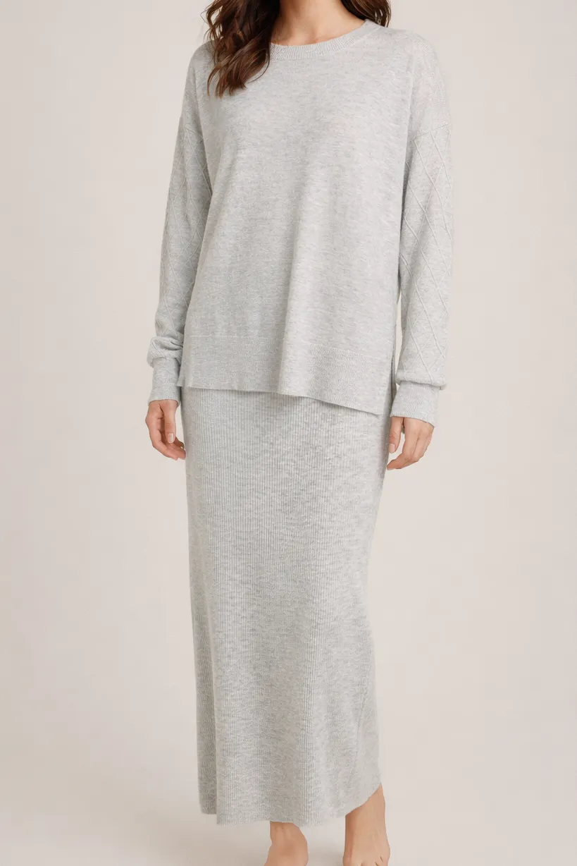 Ribbed Knit Split Hem Skirt