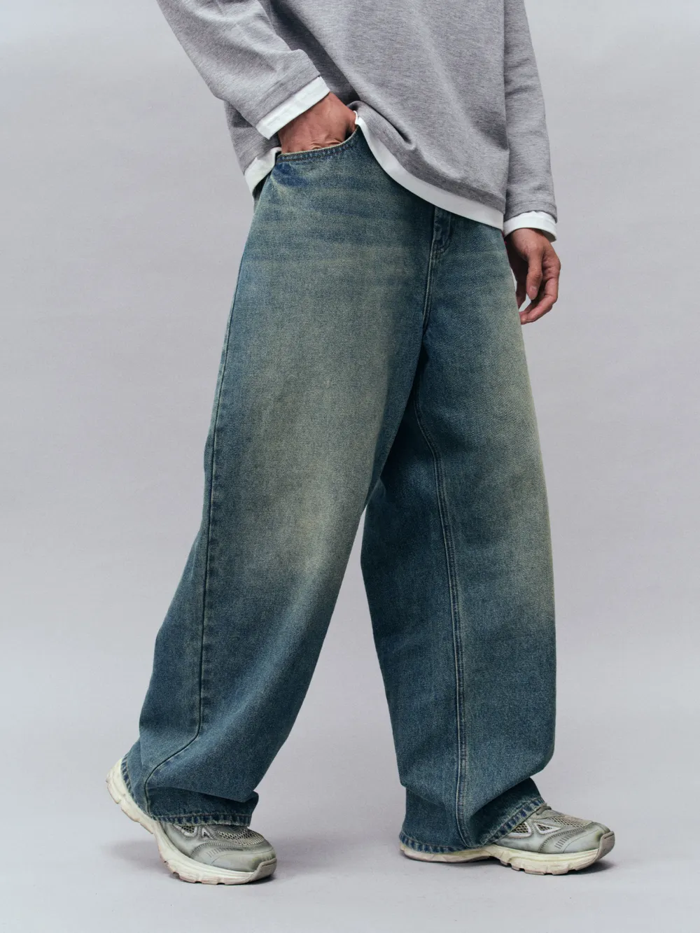 Relaxed Loose Fit Denim Jeans