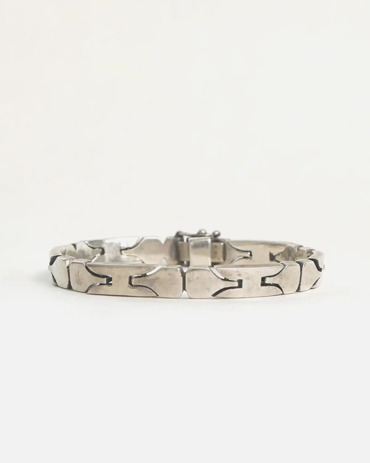 Elegant Classic Bracelet