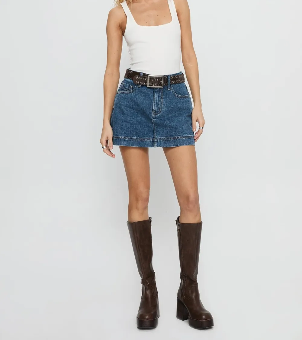 Mid-Wash Classic Denim Skort