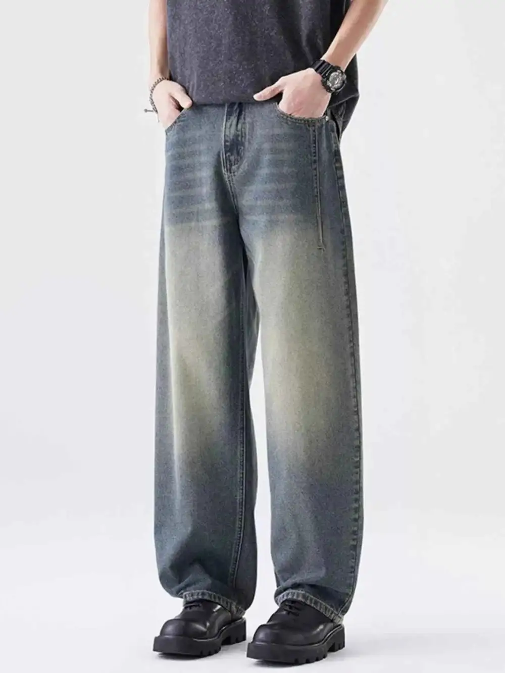 Relaxed Washed Wide Leg Relaxed Fit Jeans
