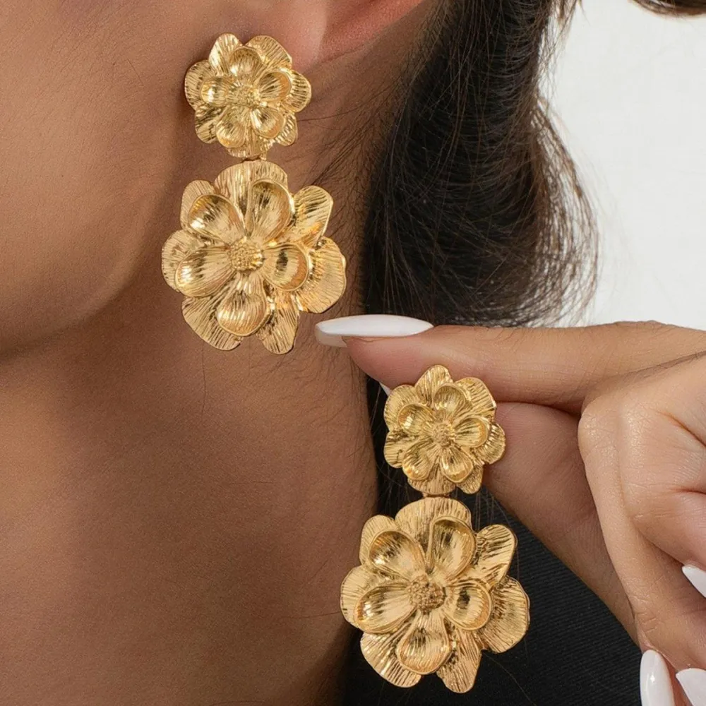 Vintage Flower Drop Earrings