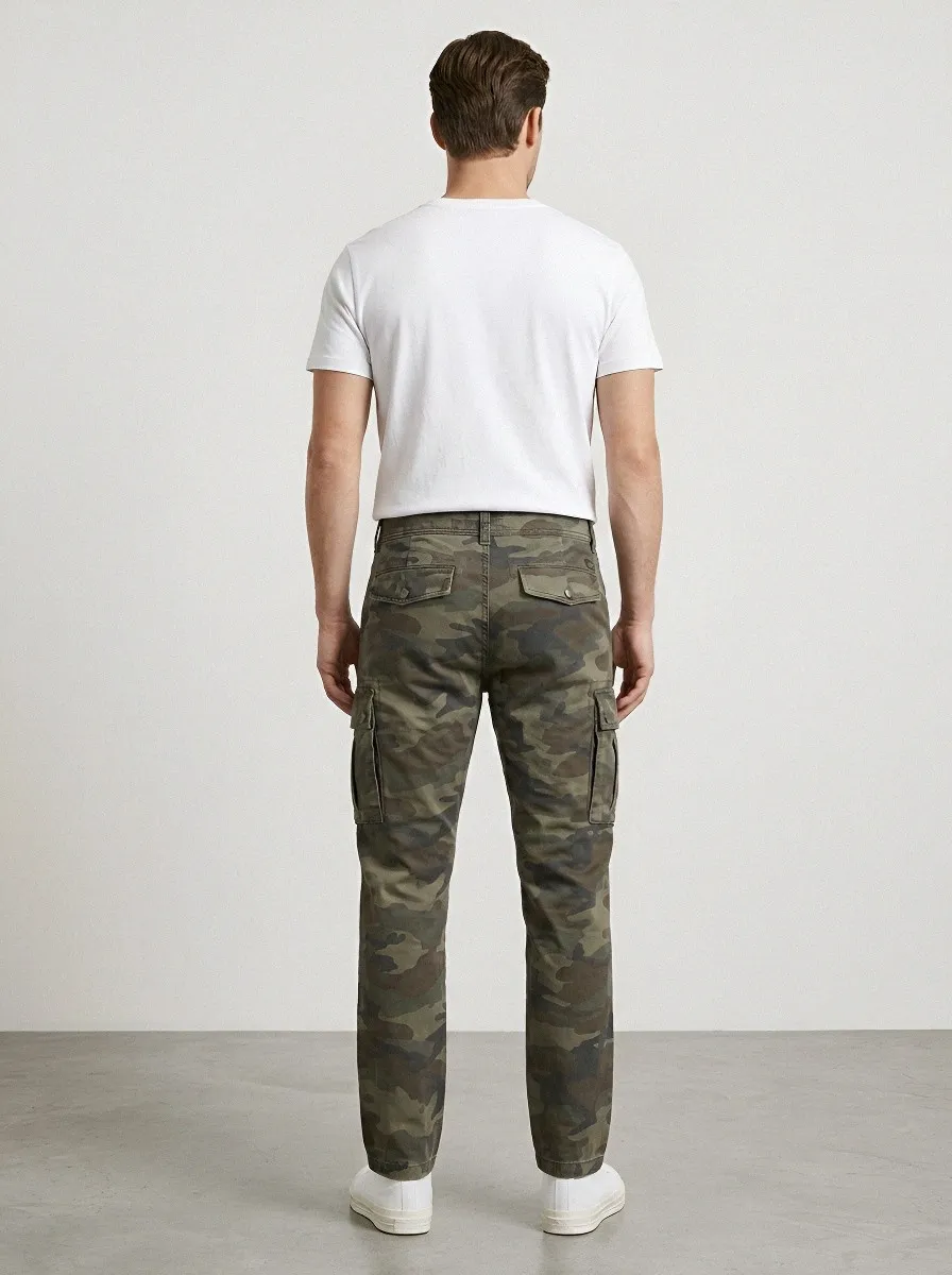 Heavy-Duty-Look Camouflage Cargo Pants