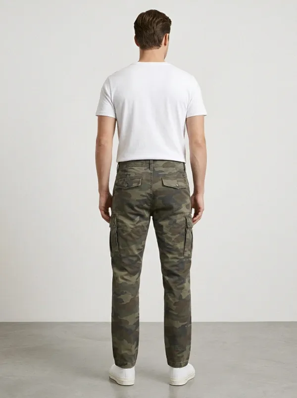 Heavy-Duty-Look Camouflage Cargo Pants
