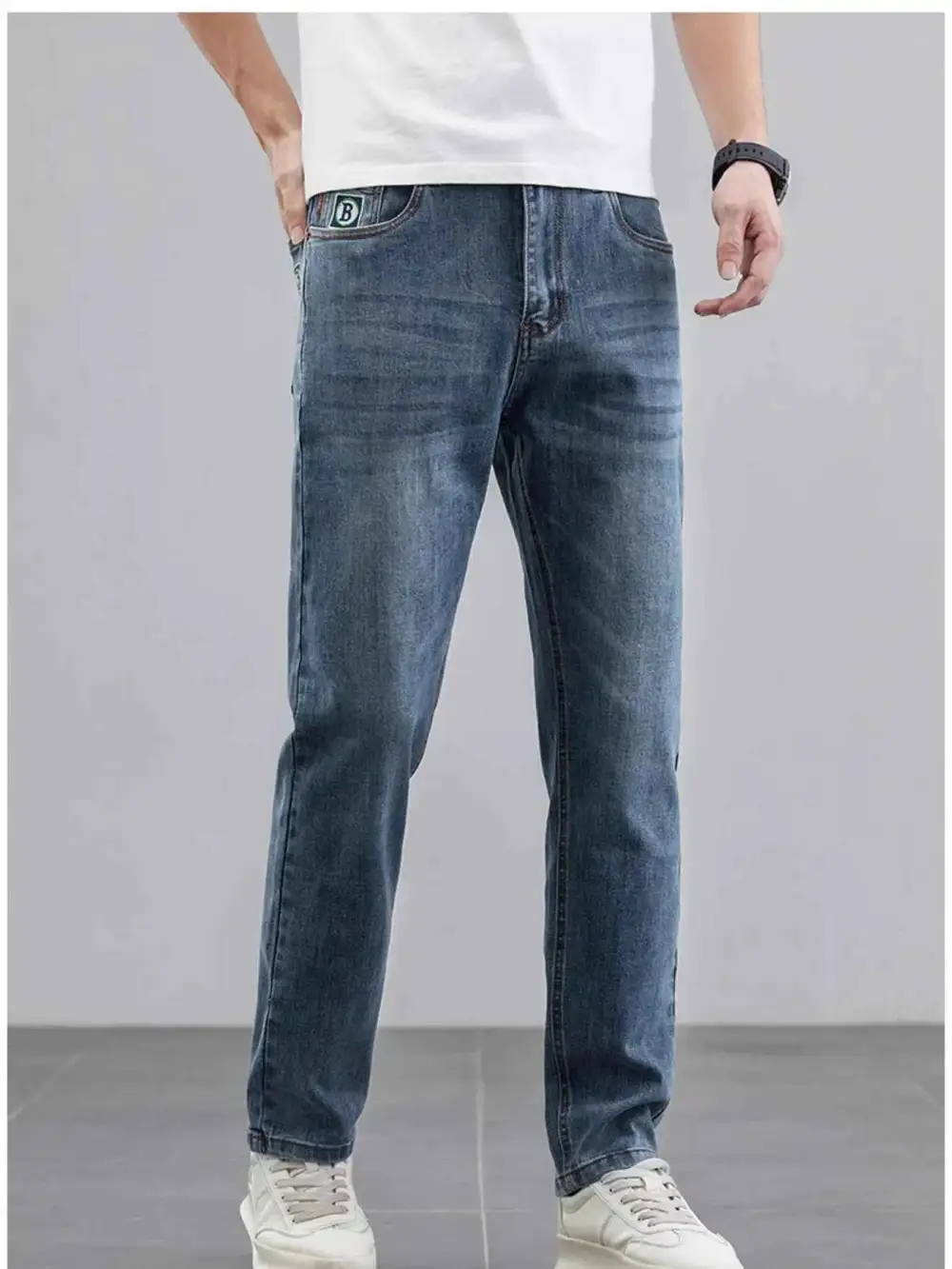 Everyday Wash Straight Leg Jeans