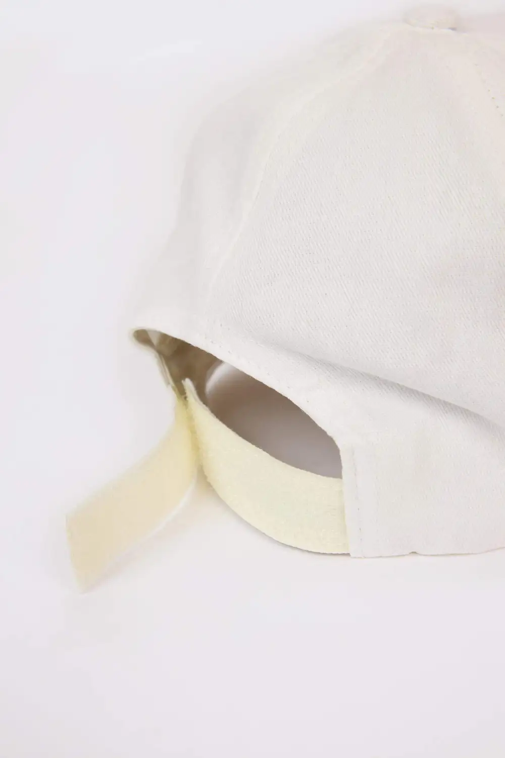 Metallic Bow-Decorated Baseball Cap