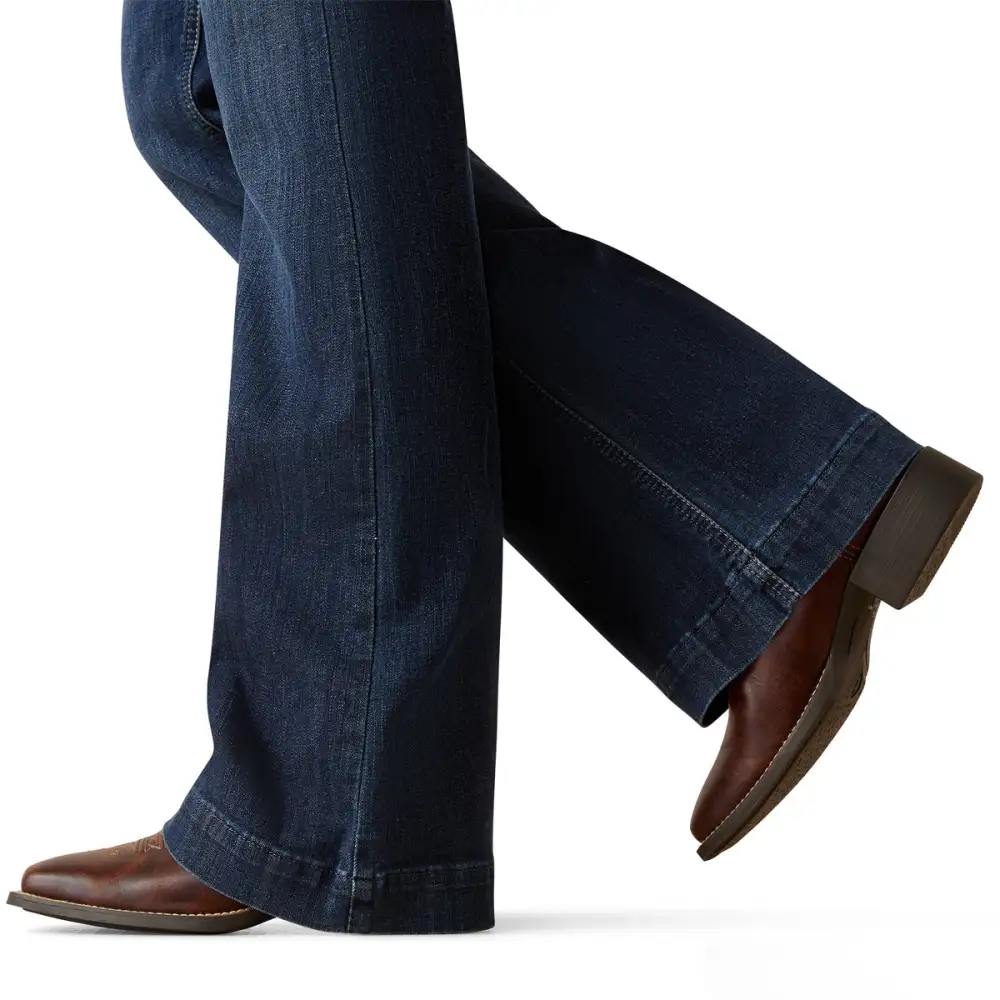 Women's Relaxed Mid Rise Jeans