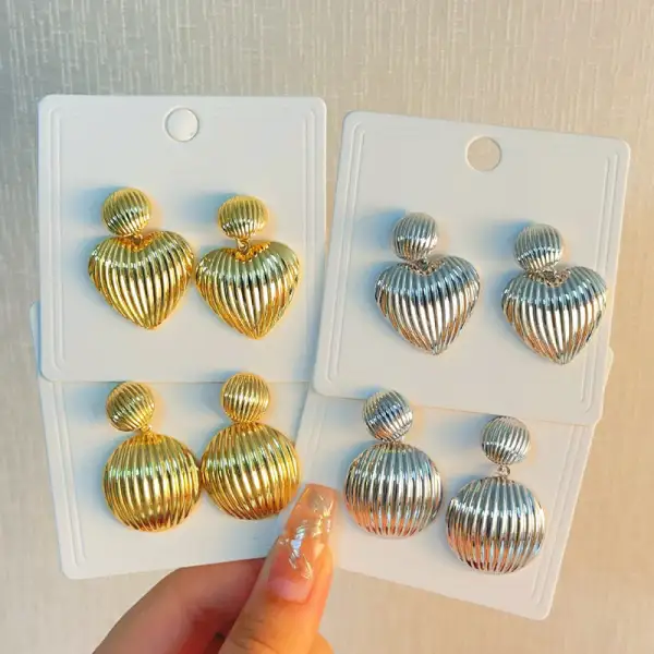 Vintage Statement Heart Metal Earrings