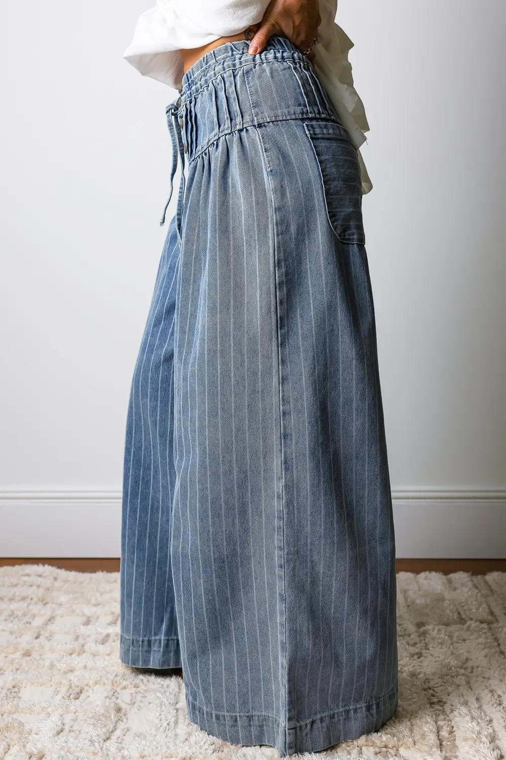 Women's Stripe Button Pleated Drawstring Waist Casual Wide Leg Jeans