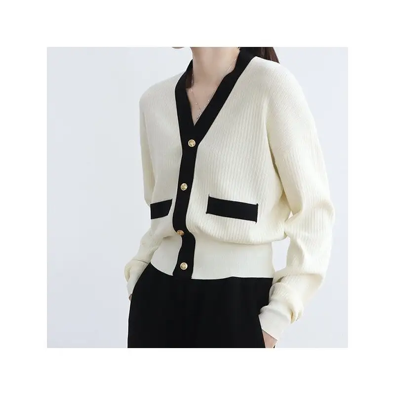 Women's Knit Colorblock V-Neck Cardigan