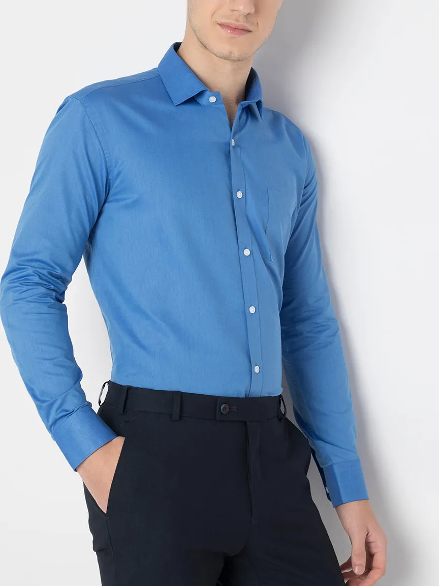 Easygoing Slim Fit Men's Formal Shirt