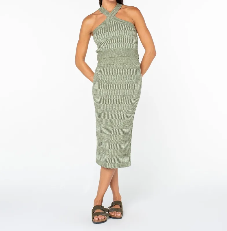 Relaxed Pleated Casual Skirt