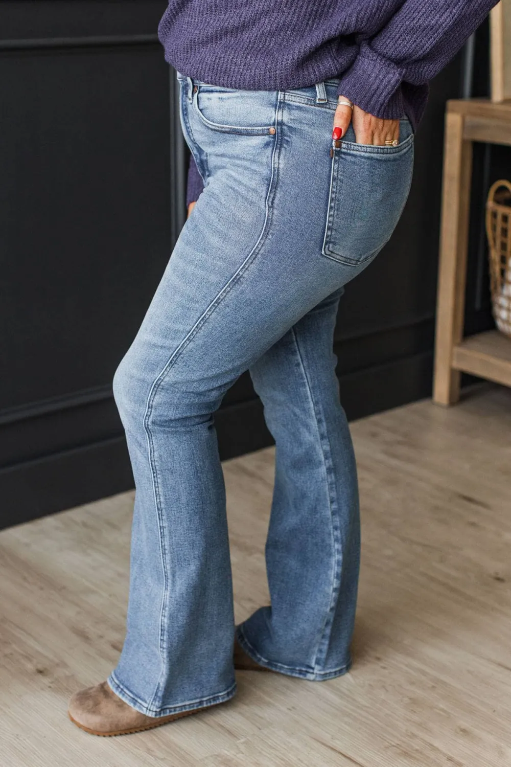 High-Rise Tummy Control Bootcut Clean Finish Jeans