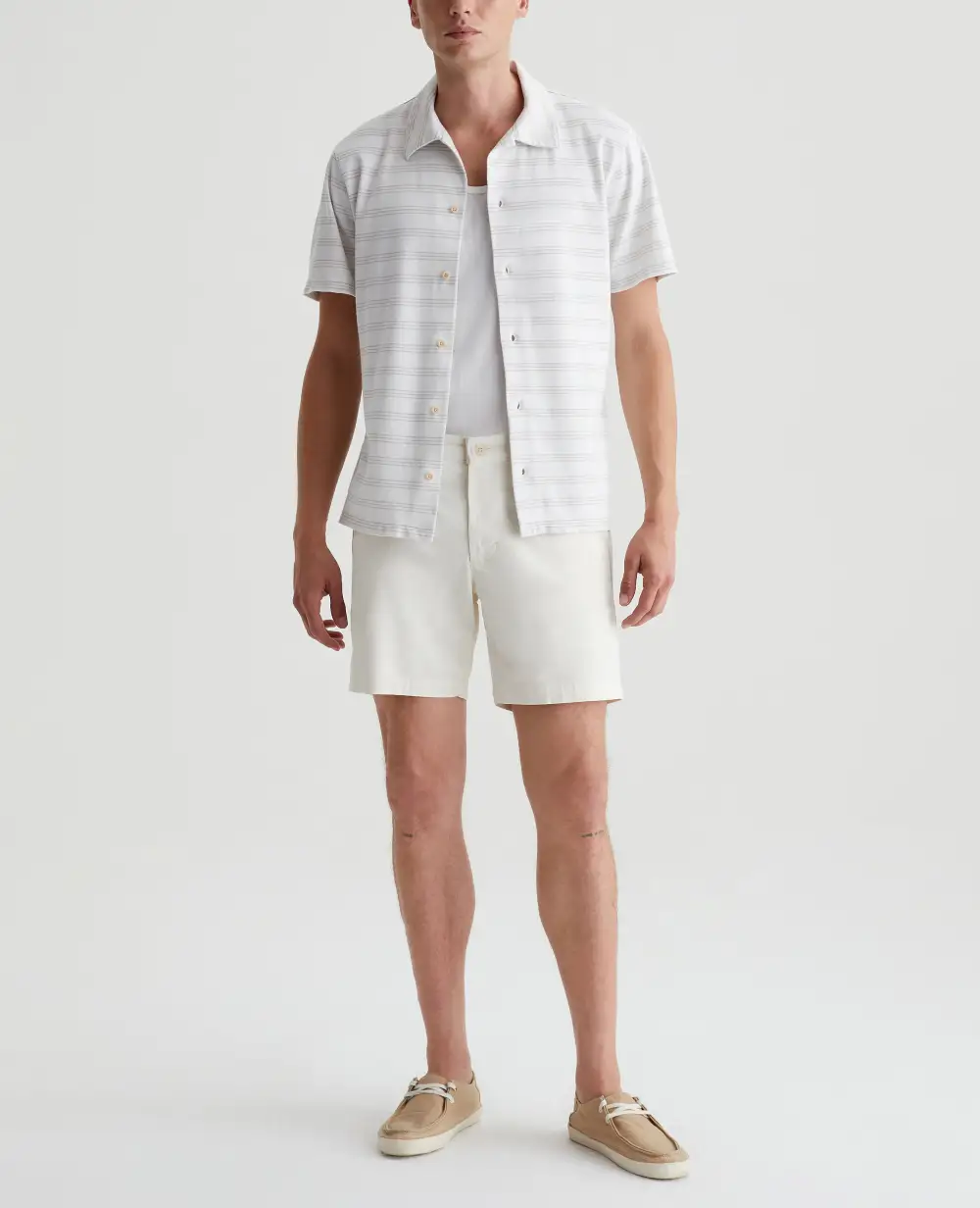 Men's Relaxed Fit Button-Up Shirt