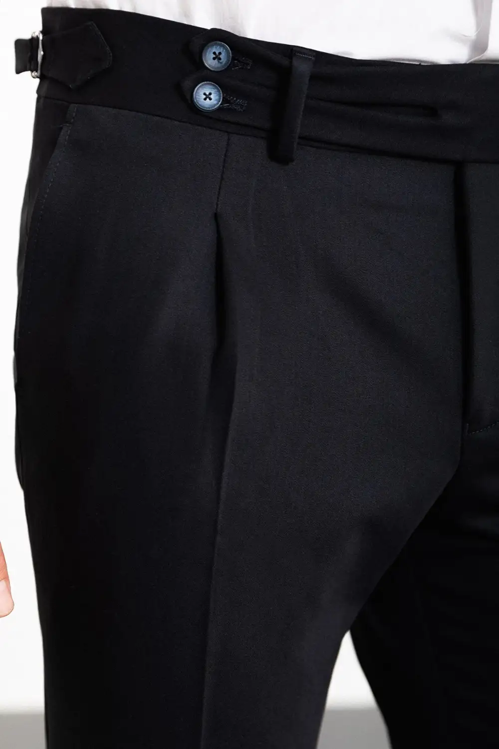 Modern Straight Slim Fit Belt Detail Side Pocket Pleated Tailored Trousers