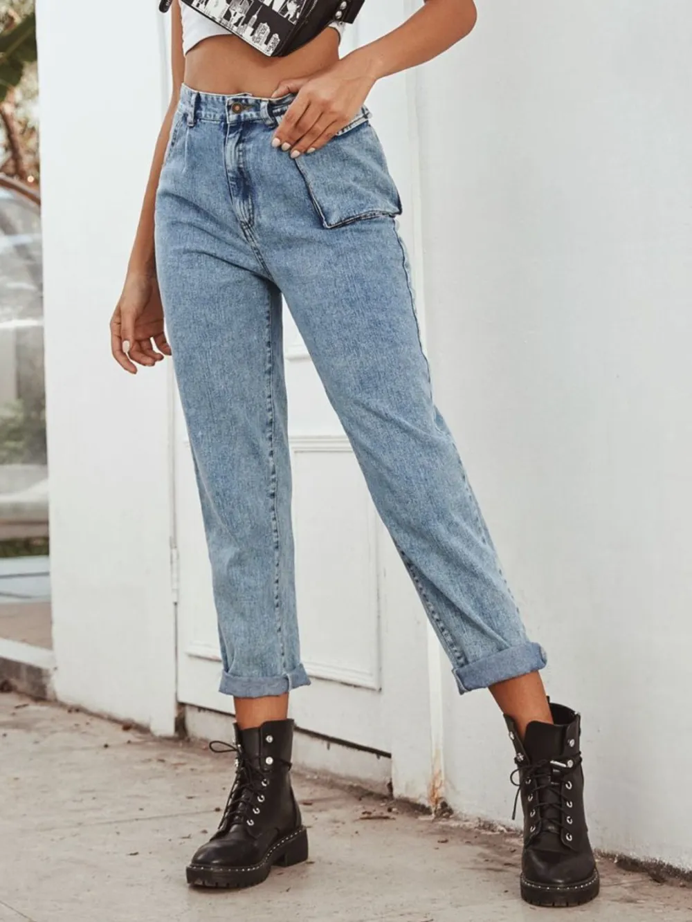 Tailored High-Waist Washed Pocketed Stretch Straight Leg Jeans