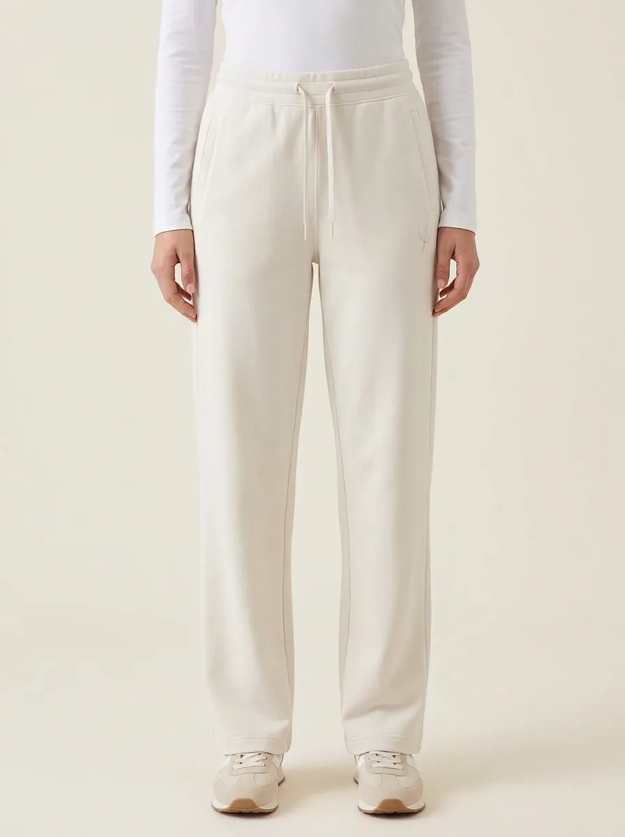 Women's Minimalist Leaf Logo Embroidered Solid Cream Sweatpants