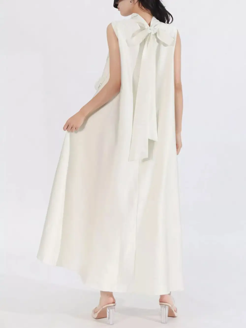 Floral Embellished Sleeveless Maxi Dress