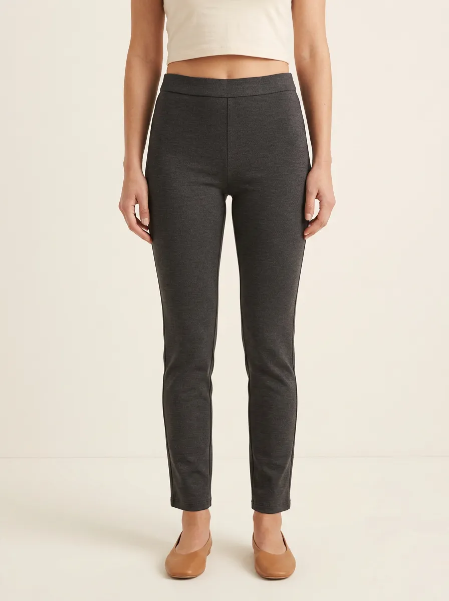 Travel-Ready Women's Stretch Mid-Rise Pants