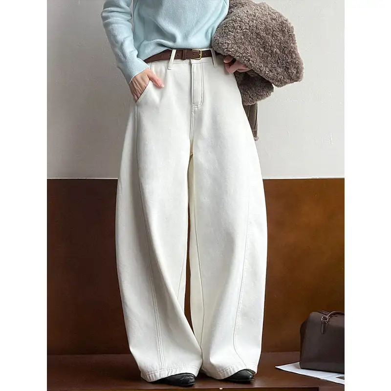 Contemporary Fleece Lined Thick Casual Slightly Curved Jeans