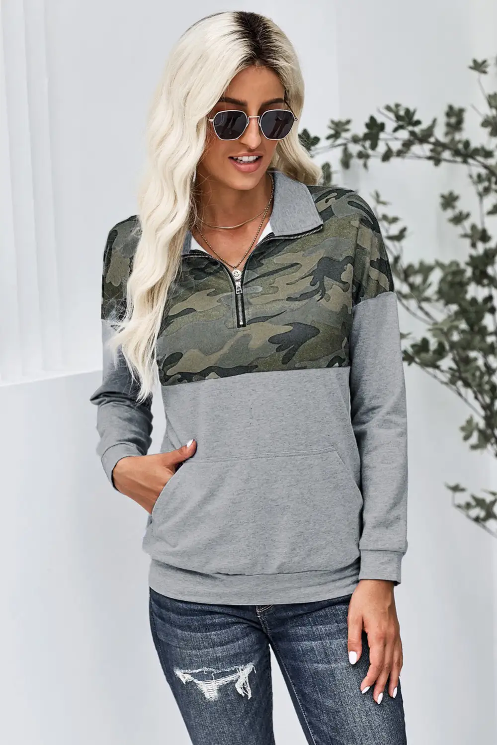 Floral Splice Kangaroo Pocket Zip Collar Sweatshirt
