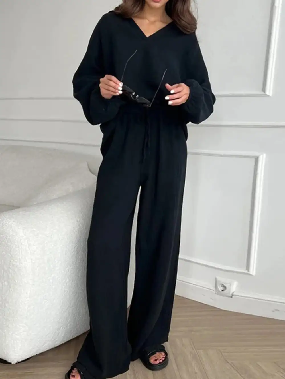 Long-Sleeved Top Drawstring Trousers Set