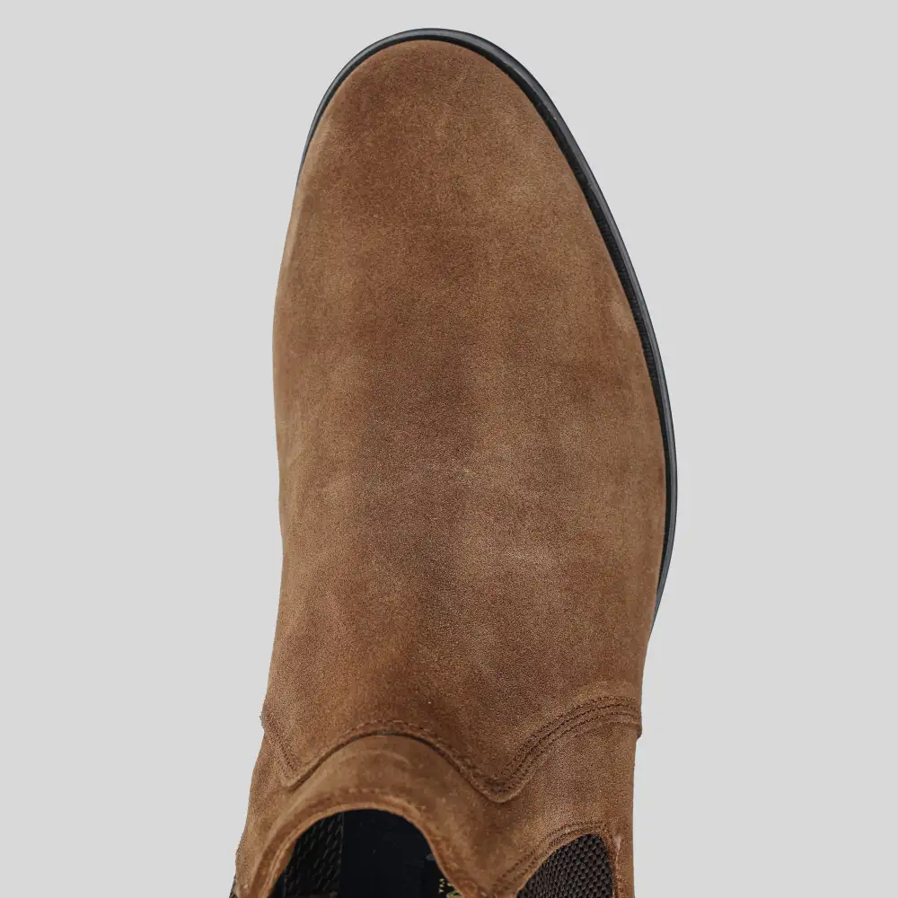 Men's Sleek Modern Leather Chelsea Boots