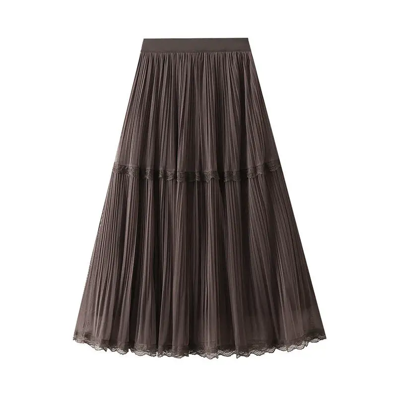 Minimal Lace Trimmed Skirt