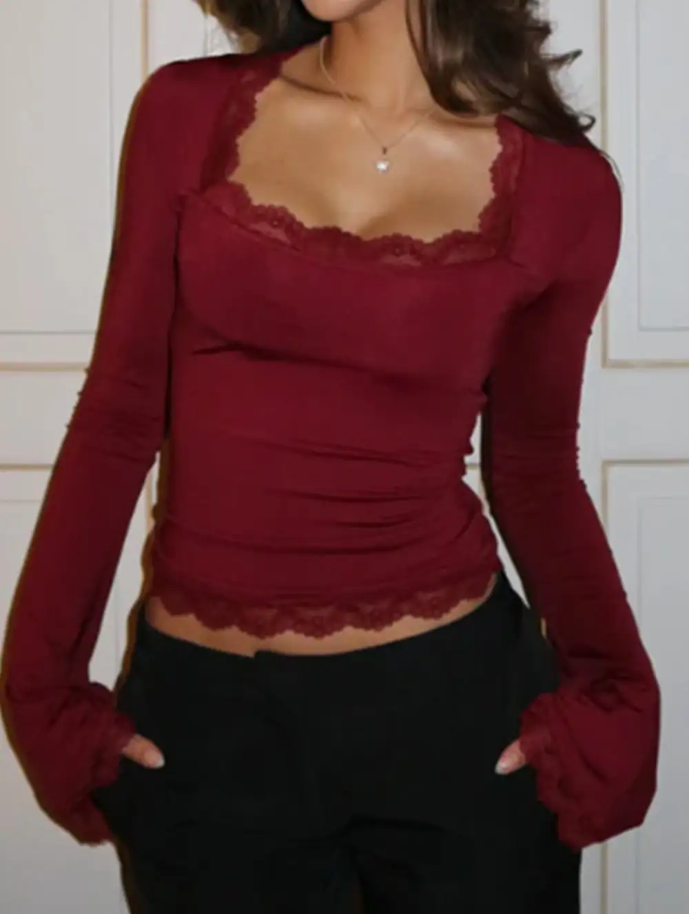 Lace Trim Long Sleeve Slim Top