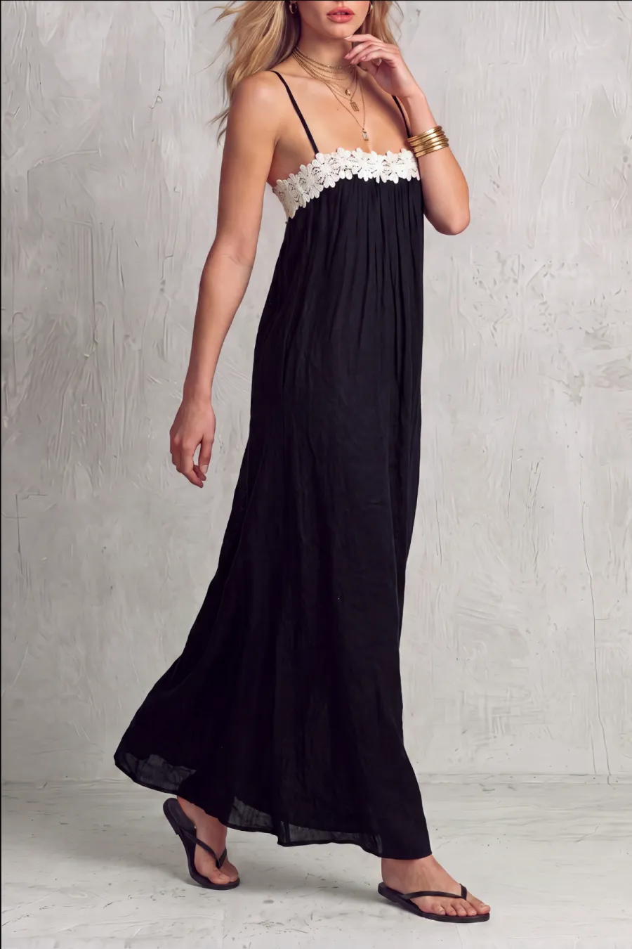 Refined Spaghetti Strap Lace Maxi Dress