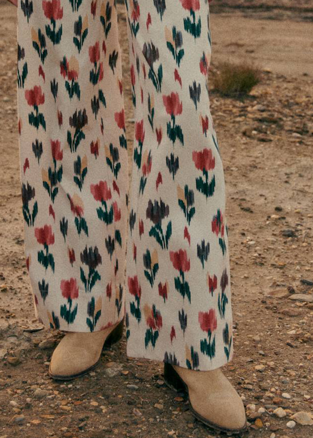 High Waist Ruffled Trousers