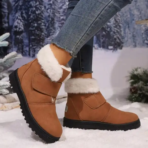 Round Toe Fuzzy Boots