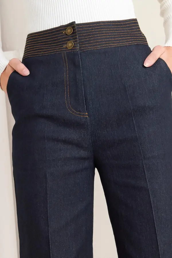 Denim Wide Leg Pocketed Jeans