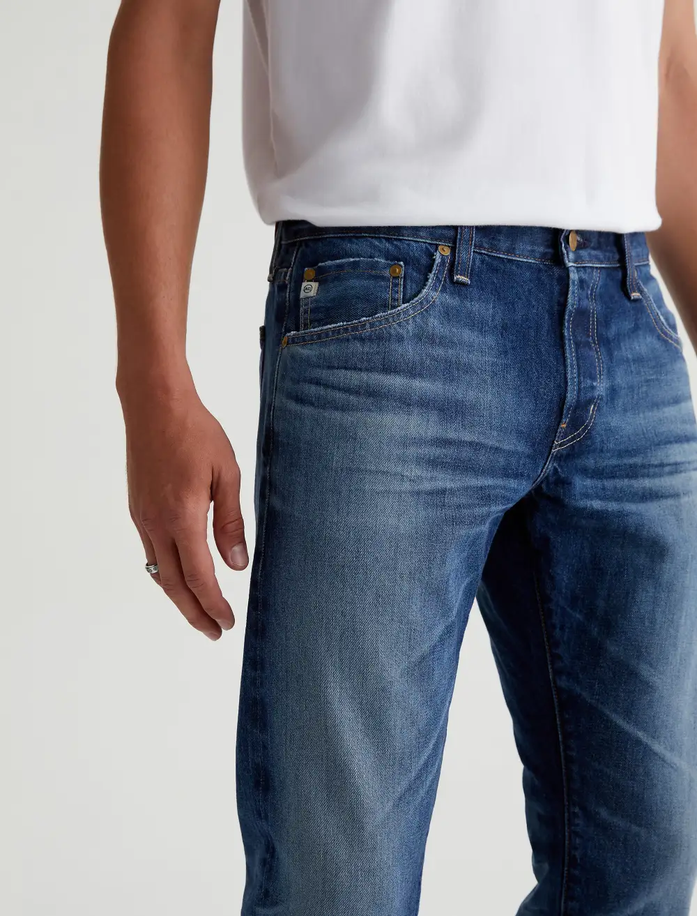 Men's Modern Slim Mid Rise Stretch Jeans