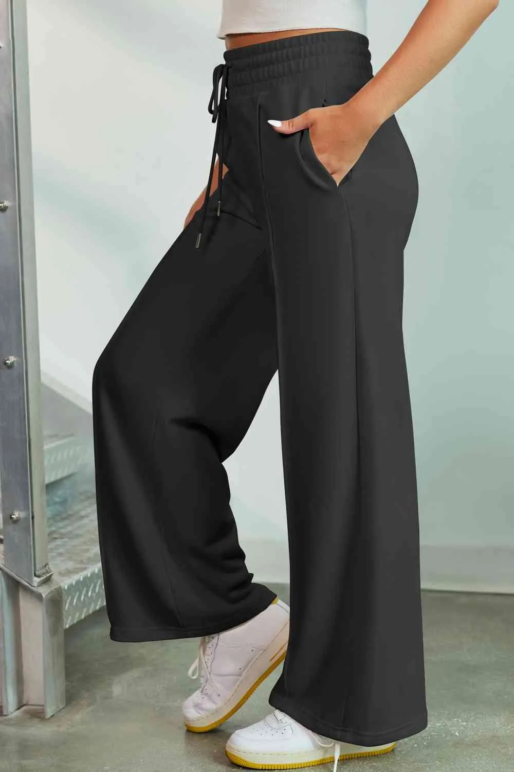 Polished Drawstring Wide Leg Pants With Pocket