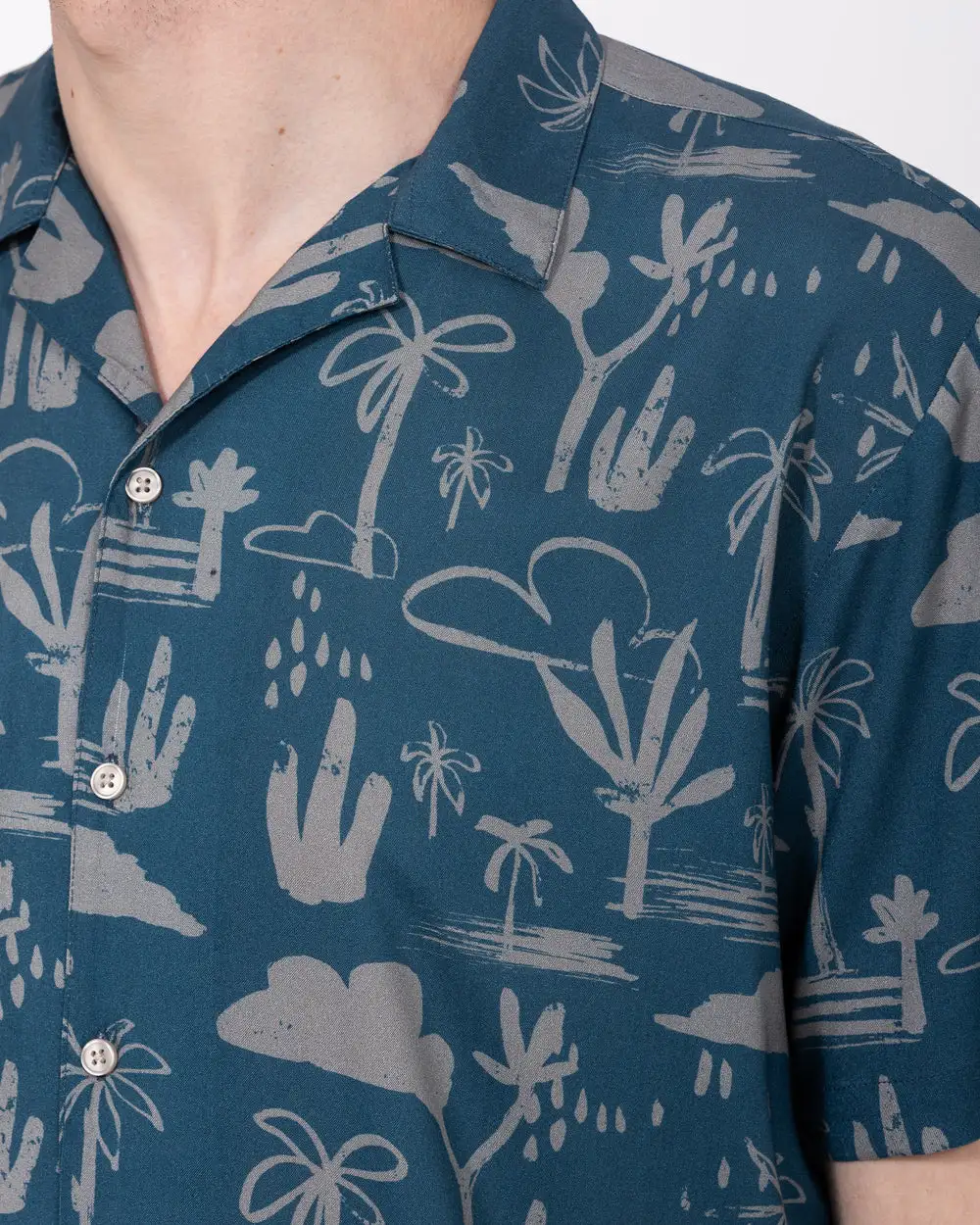 Revere Collar Short Sleeve Printed Shirt