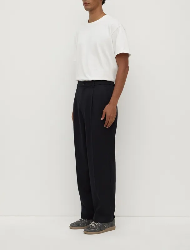 Black Tailored Pleated Pants