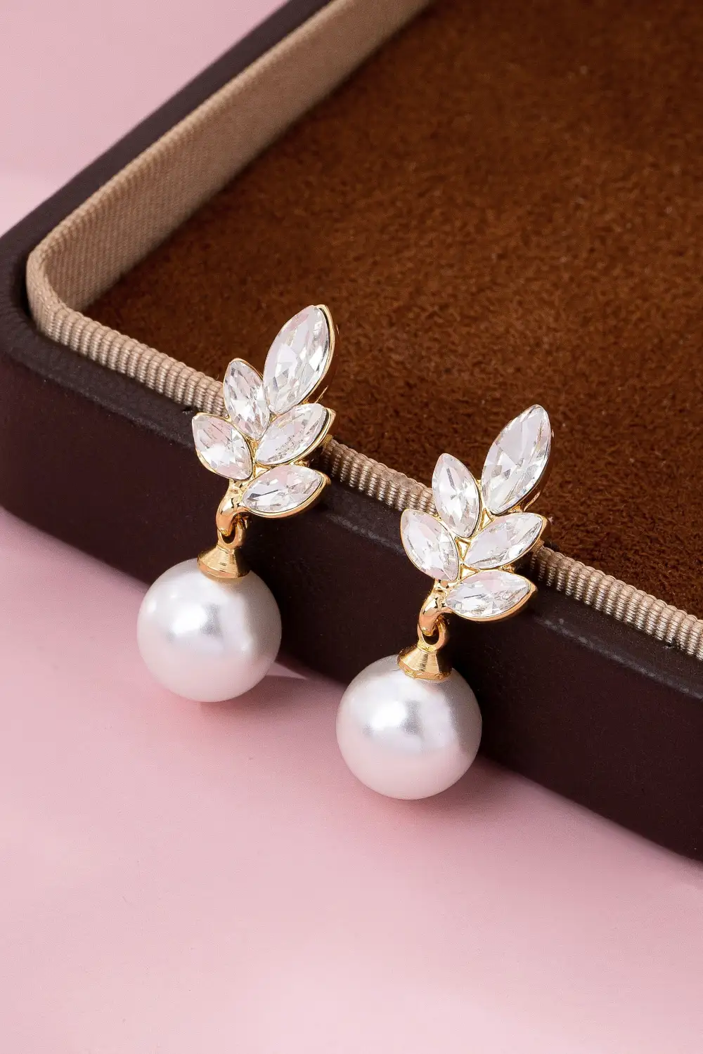 Glass Crystal Cluster Teardrop Pearl