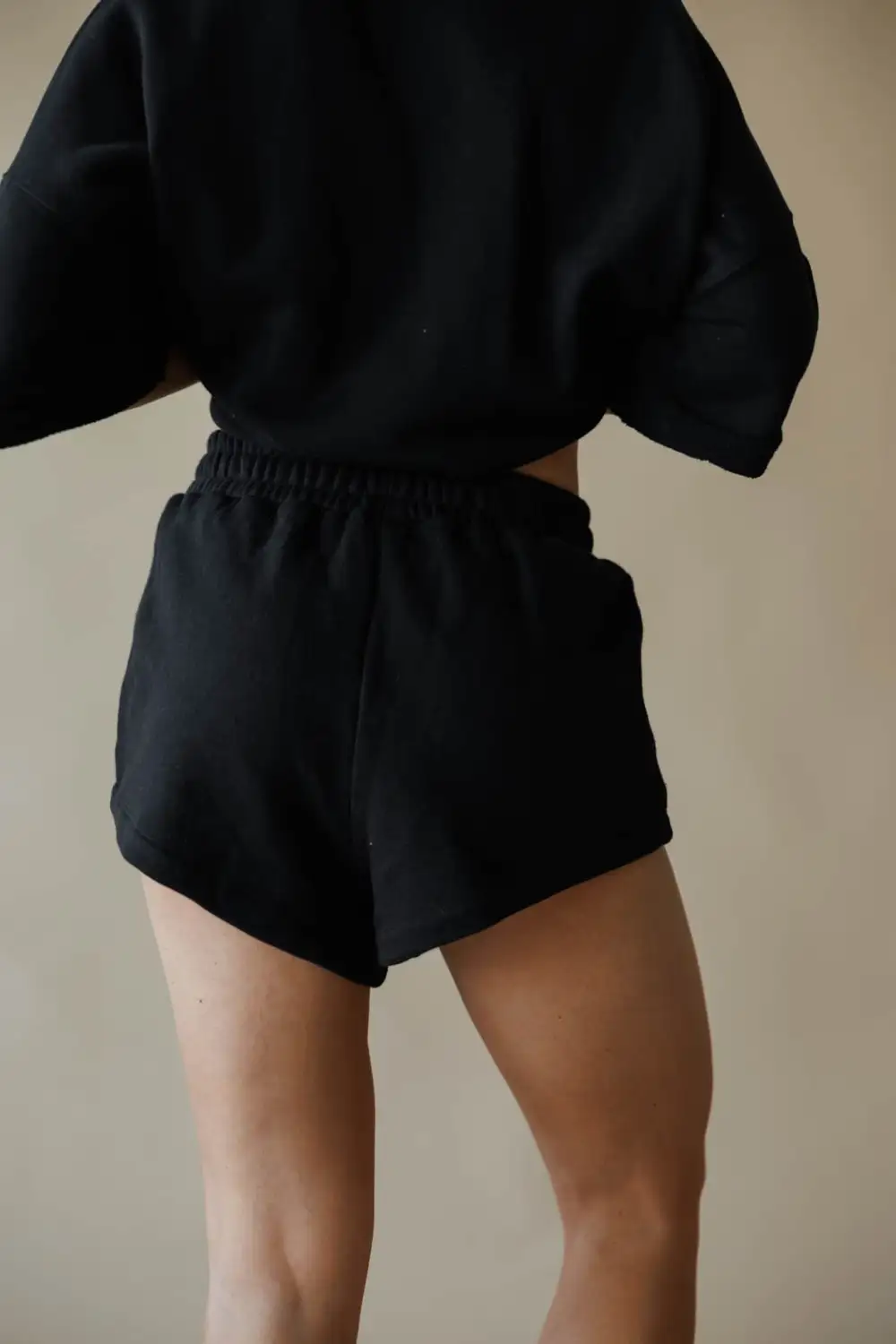 Classic Cotton Elastic Waist Pocket Casual Shorts