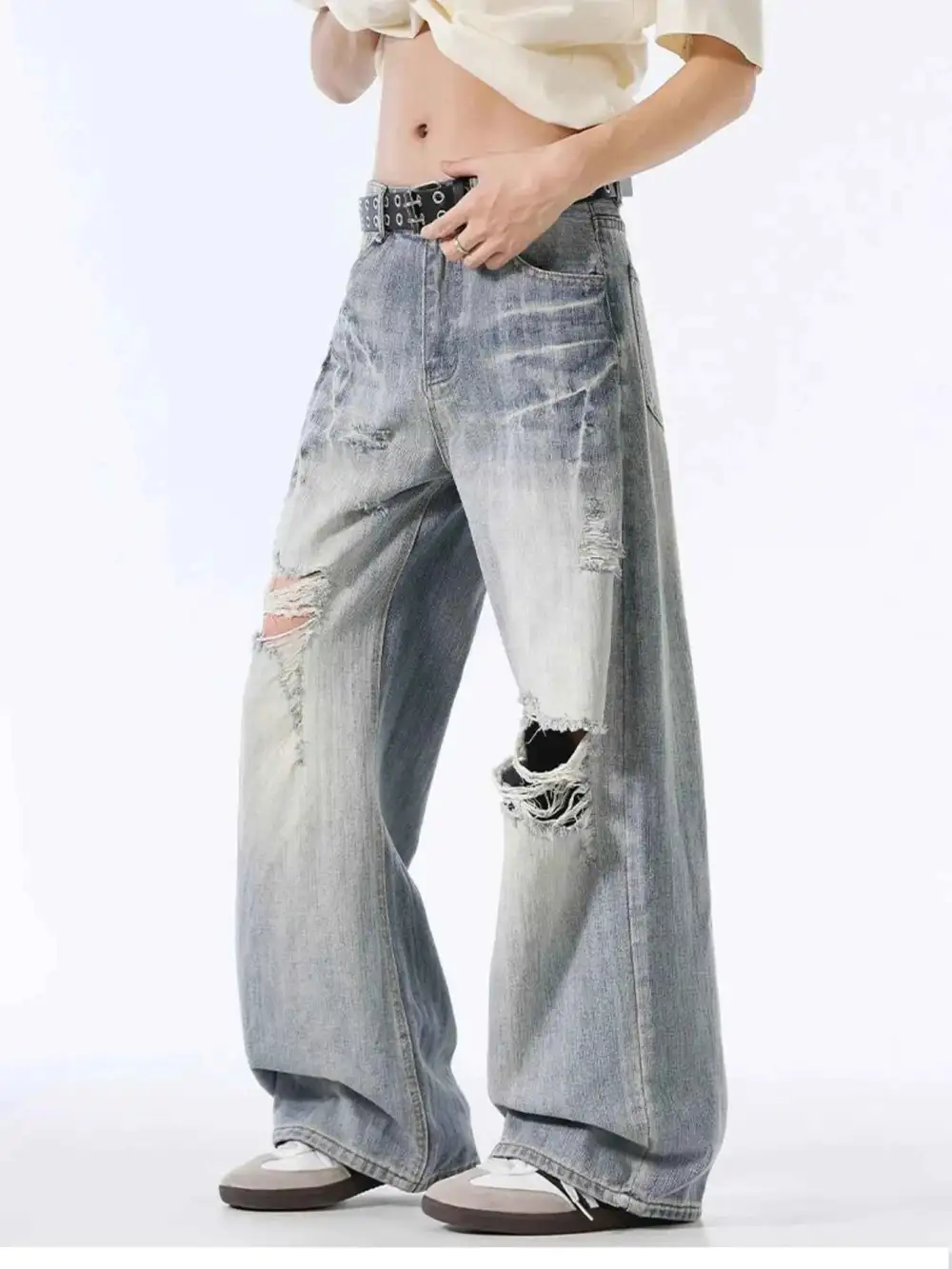 Distressed Wide Leg Vintage Wash Jeans