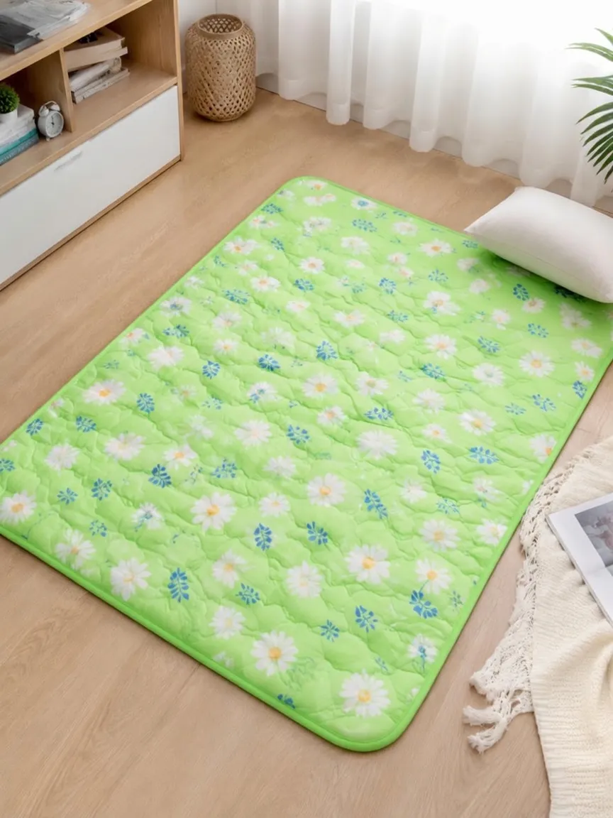 Floral Blue Daisy Print Cooling Mat
