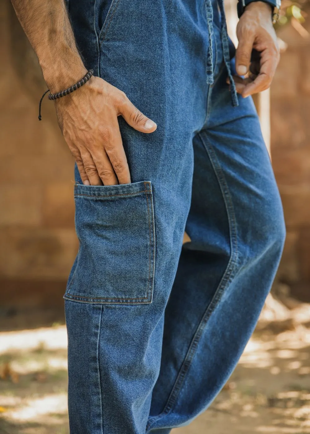 Relaxed Jogger Jeans